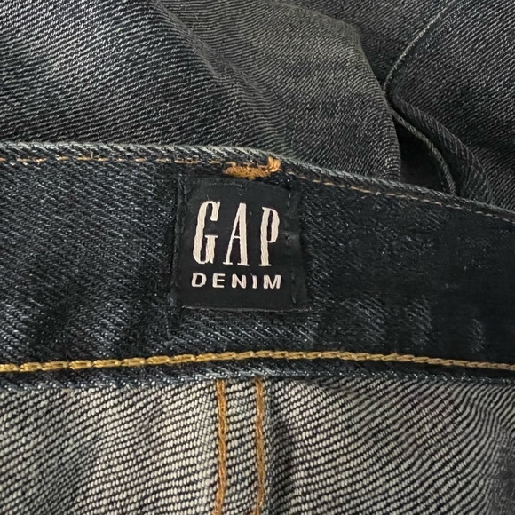 Gap Men Slim Straight Distressed Jeans - Picture 7 of 9